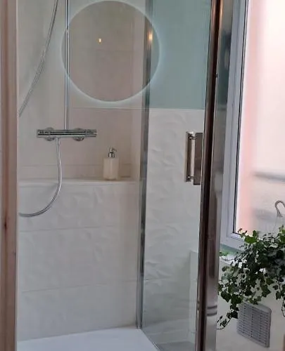 Notre- Dame Coeur De Wifi Netflix Apartamento *