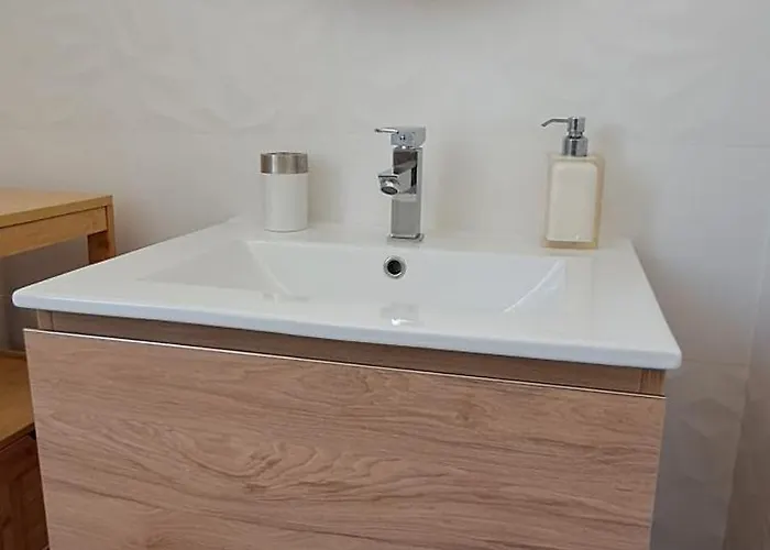 Notre- Dame Coeur De Wifi Netflix Apartamento